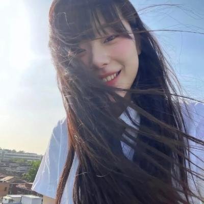 关于莉莉周的一切